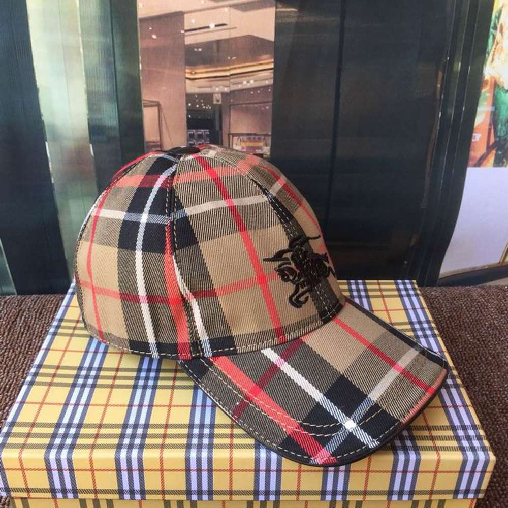 B**rry hat